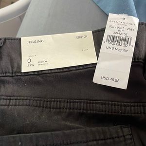 NWT American Eagle size 0 black jegging